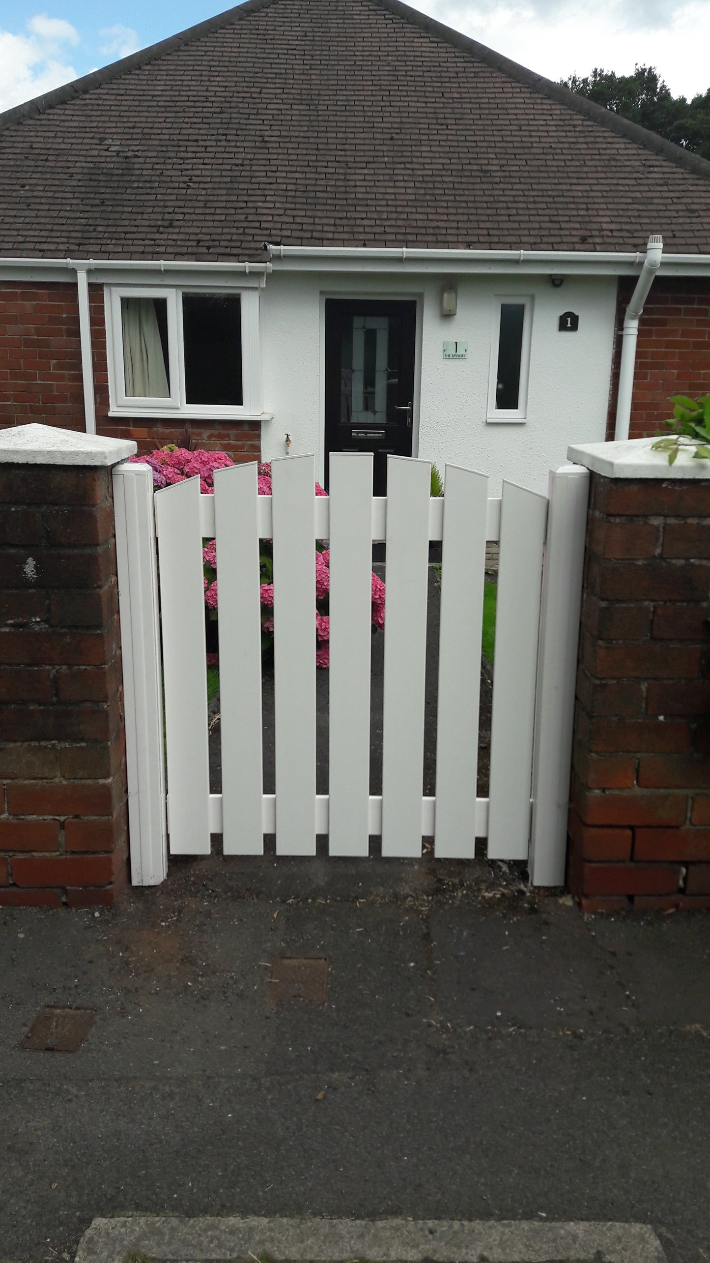 Garden Path Gate Slatted | Flat Top | W: 600 - 1200mm, H: 900mm