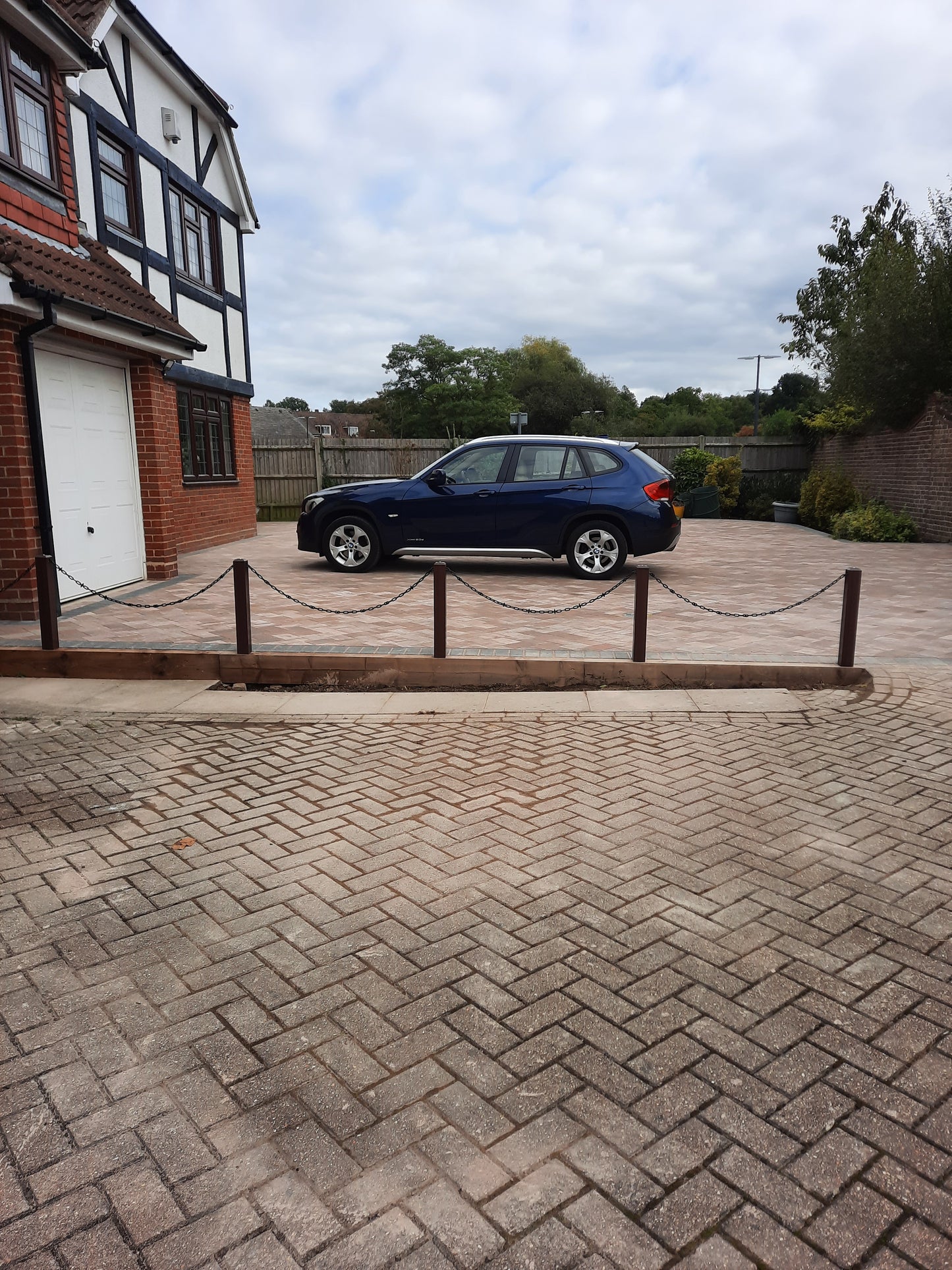 Post Chain Fencing | 60 cm