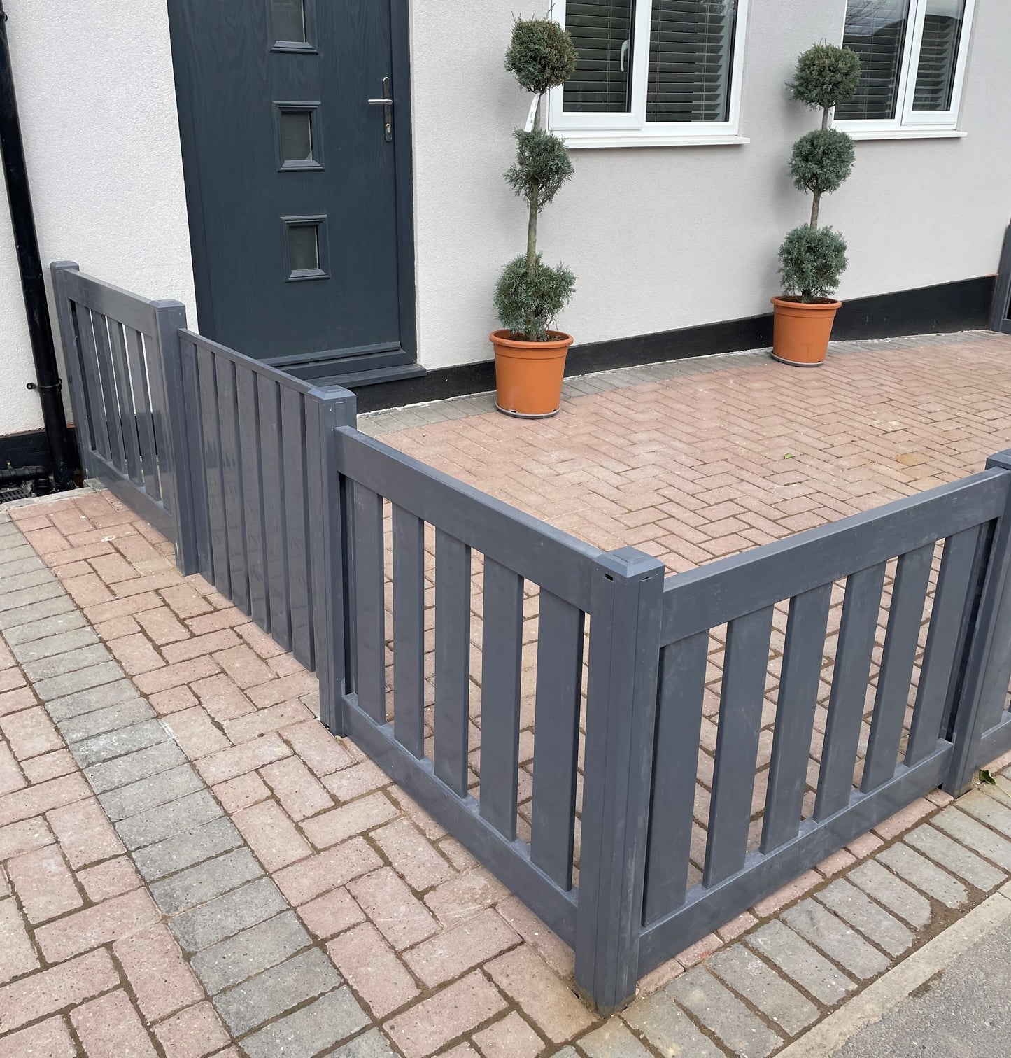 Picket Fencing Gate