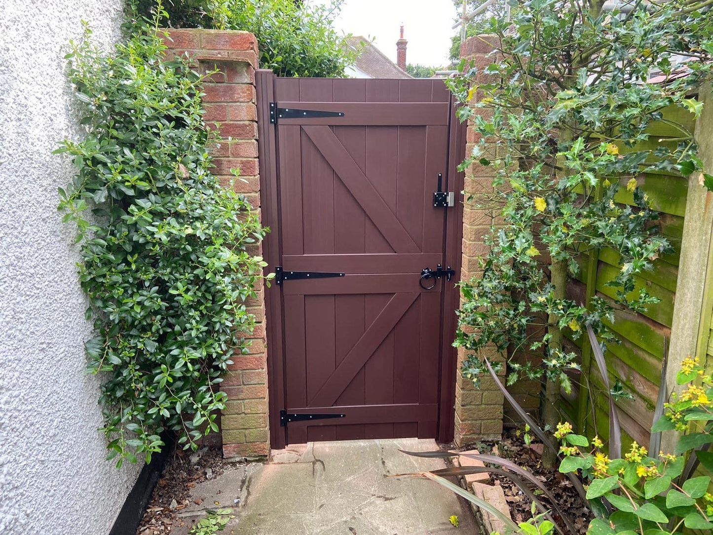 PVC Plastic Side Gate | W: 901 – 1200mm, H: 1800mm | Flat Top