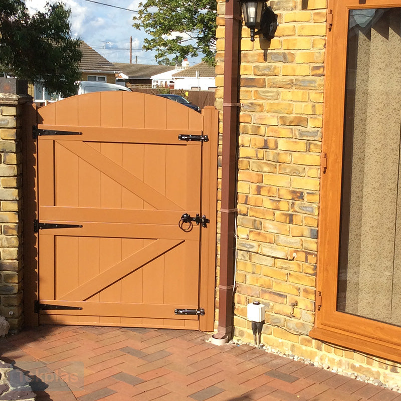 PVC Plastic Side Gate | W: 1201 - 1400mm, H: 1800mm | Arched Top