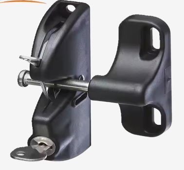 Single Locking Gravity Latch