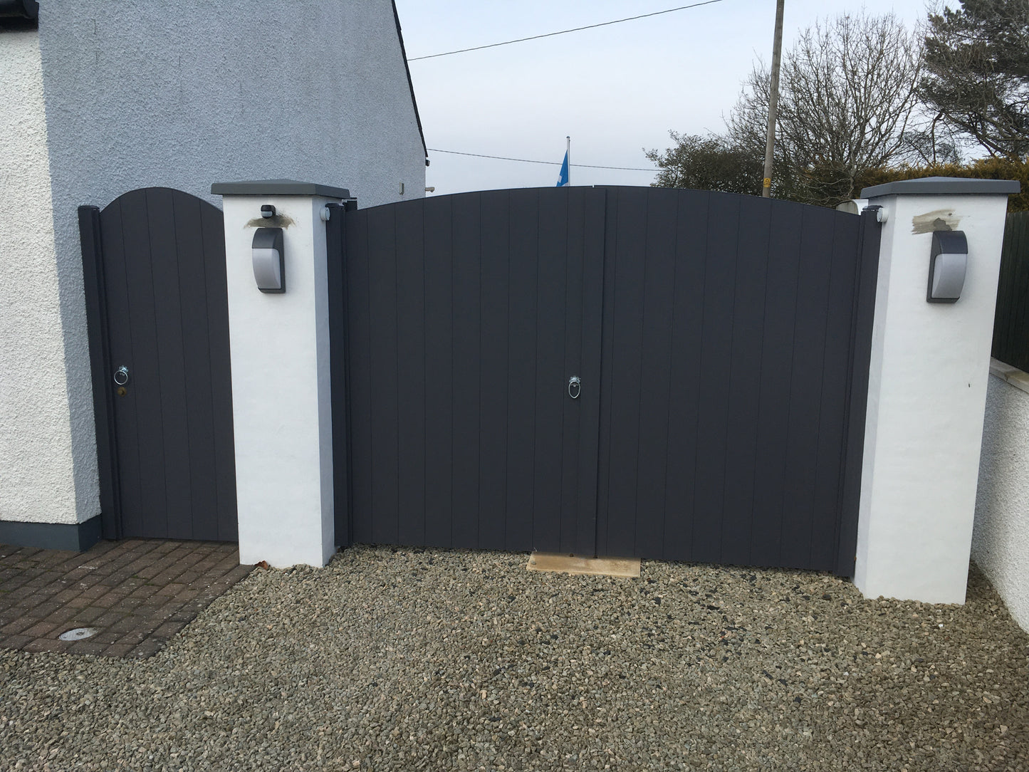 PVC Double Gates for Driveways and Gardens | W: 2001 - 2400mm, H: 1800mm | Arched Top