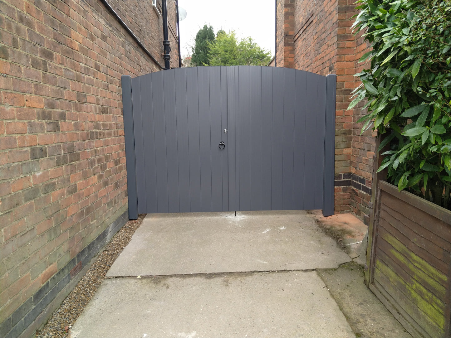 PVC Double Gates for Driveways and Gardens | W: 1500 - 2000mm, H: 1800mm | Arched Top