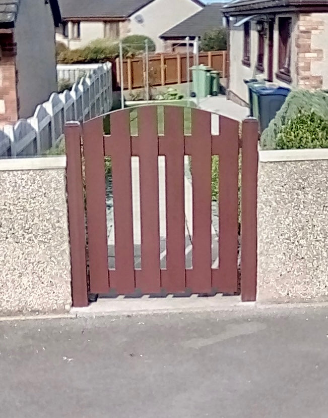 Plastic Path Gate Slatted | Arched Top | W: 600 - 1200mm, H: 900mm