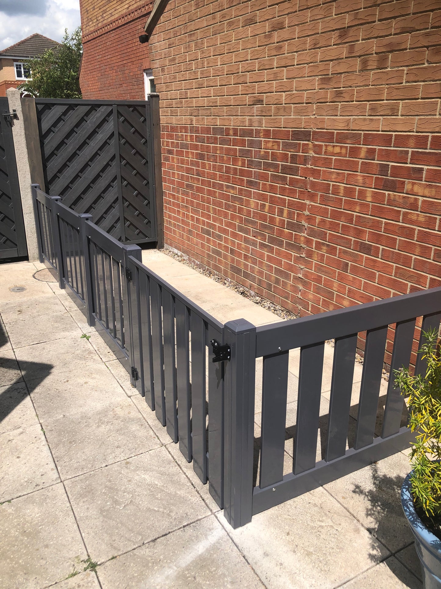Picket Fencing Gate