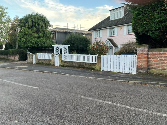 Plastic Picket Fencing