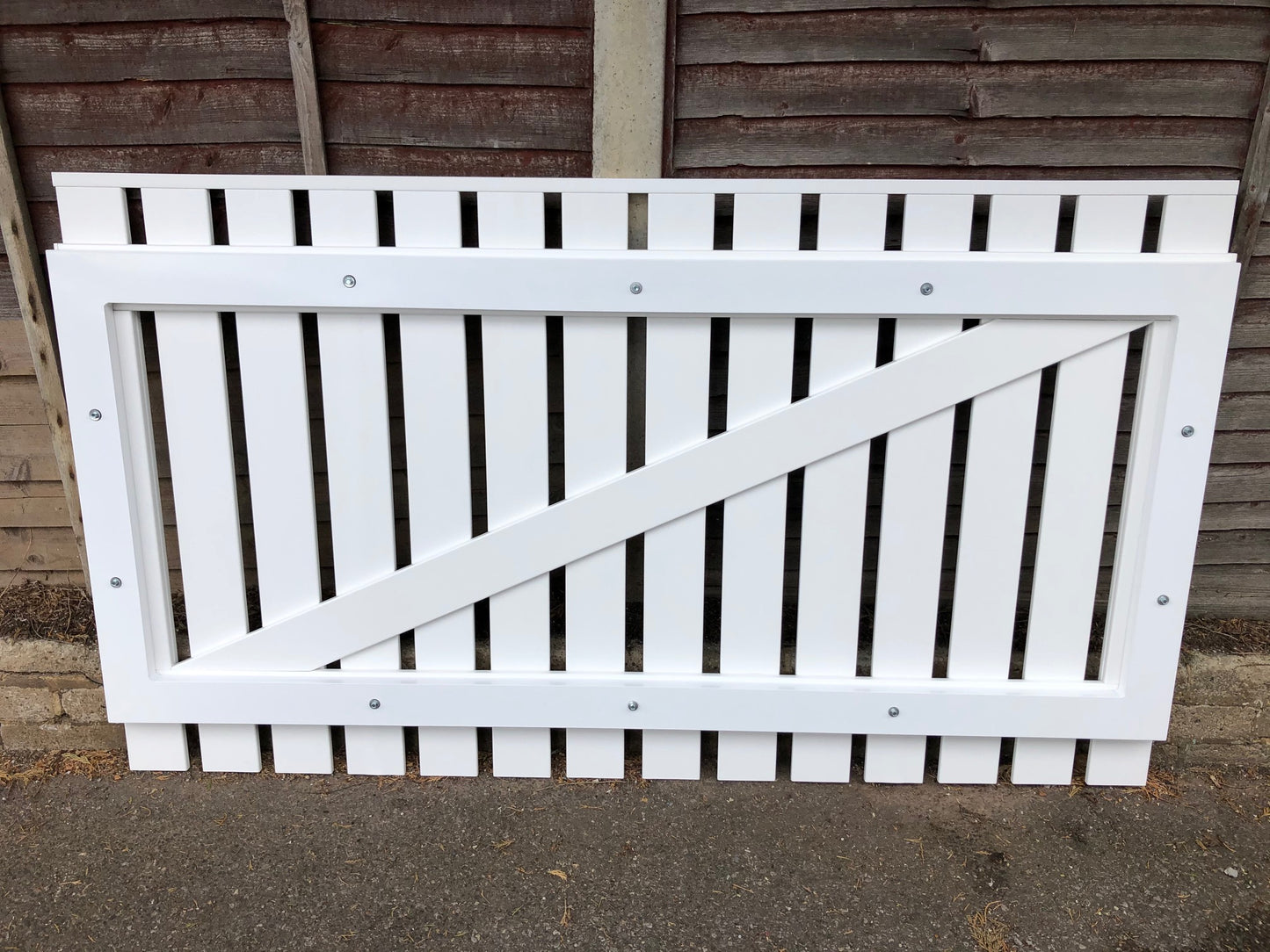 Double Gates with Aluminium Frame | Flat Top | W: 2.8m - 6m, H: 1800mm