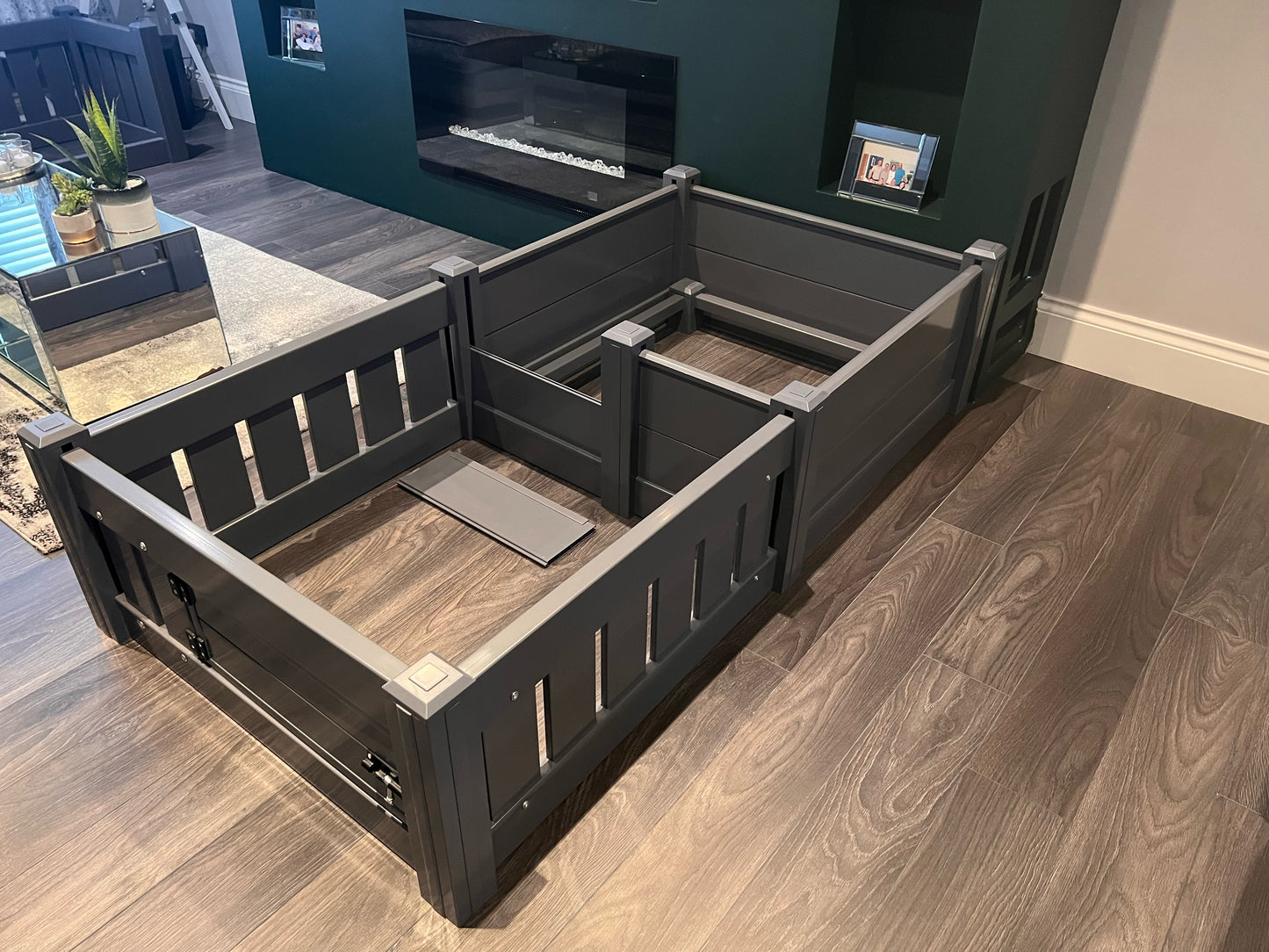 Budget Whelping Box – Modular & Easy-Cleaned