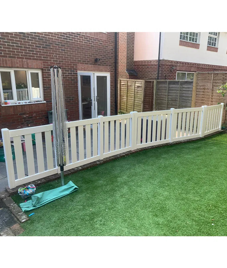 Children & Toddler Outdoor Play Area Fencing