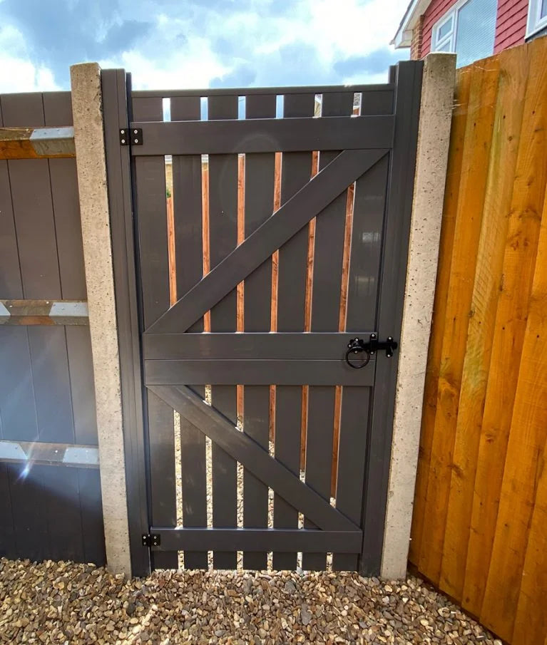 Plastic Slatted Side Gate Full Screen | W: 901 - 1200mm, H: 1800mm | Arched Top