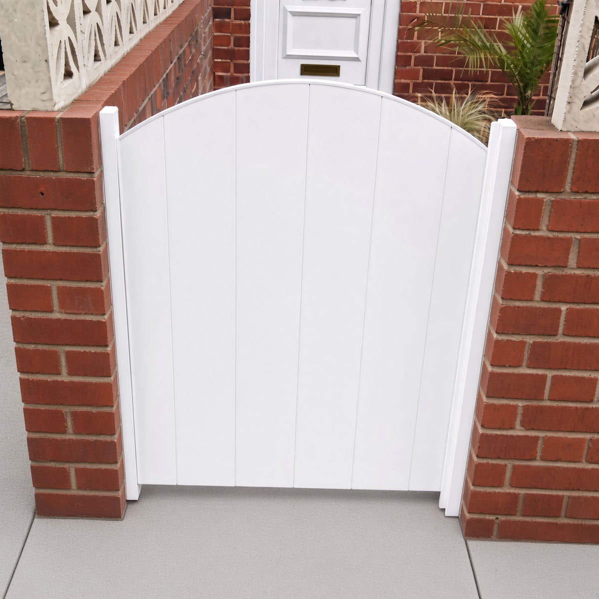 Small Garden Gate PVC | Arched Top | W: 600 - 1200mm, H: 900mm