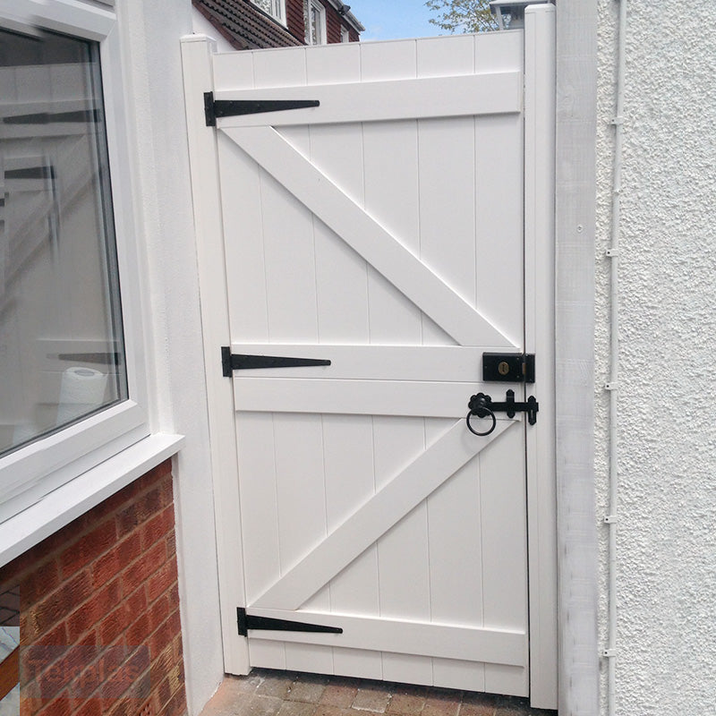 Pvc Cladding Gate PVC Plastic Side Gate | W: 901 – 1200mm, H: 1800mm | Flat Top – Tekplas