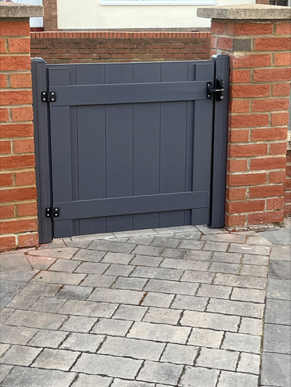 Plastic Path Gate | Flat Top | W: 600 - 1200mm, H: 900mm
