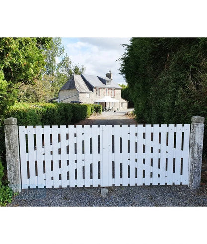 Slatted Double Driveway Gate | W: 1500 mm - 1950 mm, H: 1100 mm (Standard)